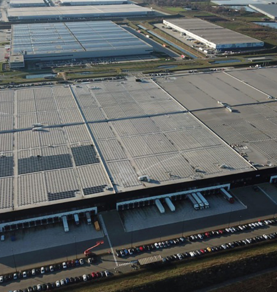“Het krachtigste zonnedak ter wereld” Een joint venture tussen AG Real Estate en Heylen Warehouses