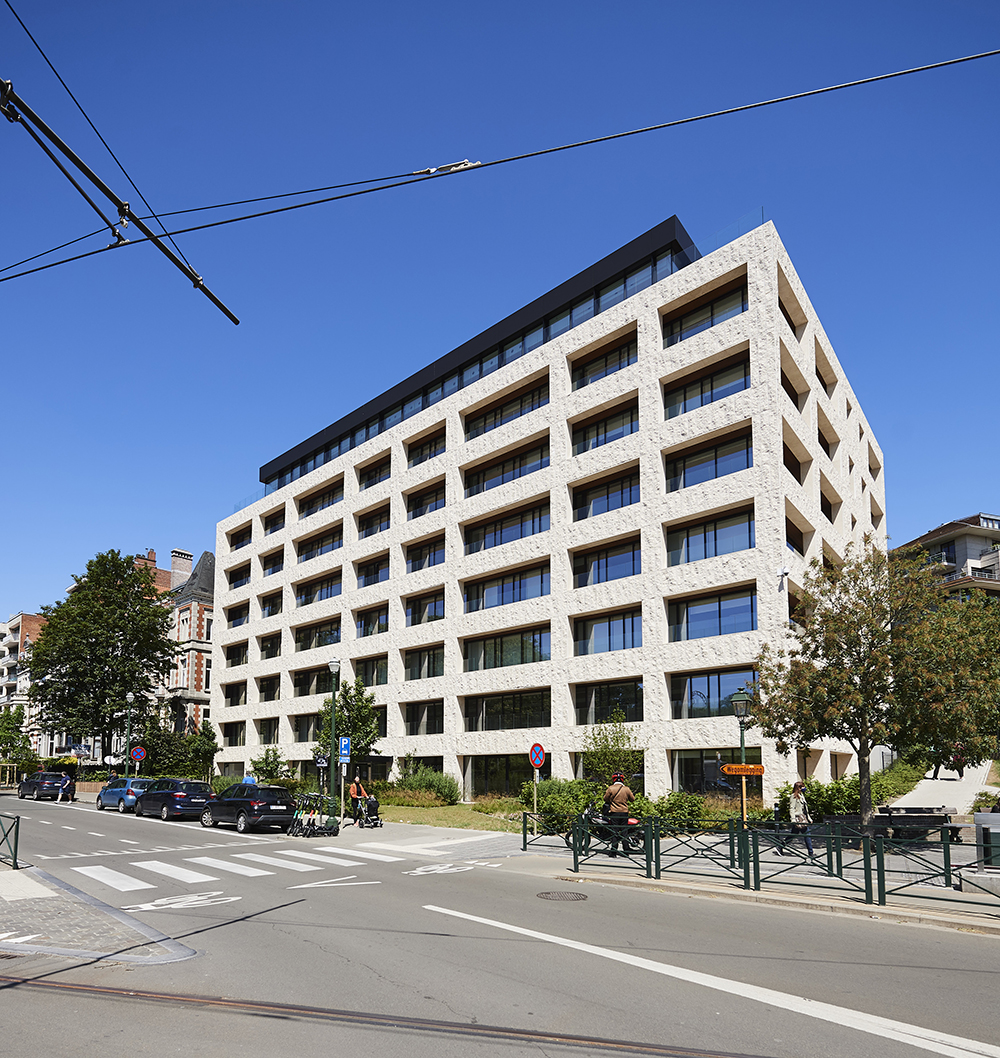 Deka Immobilien acquires prestigious “Tervueren II” in Brussels